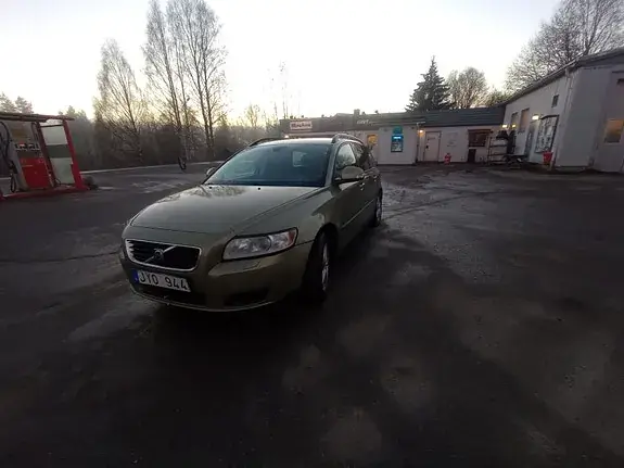 Volvo V50