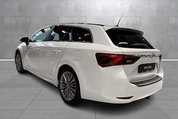 Toyota Avensis 2016 photo 3