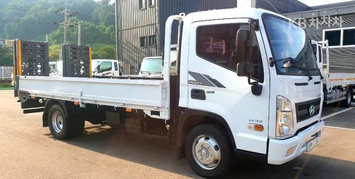 Hyundai Mighty