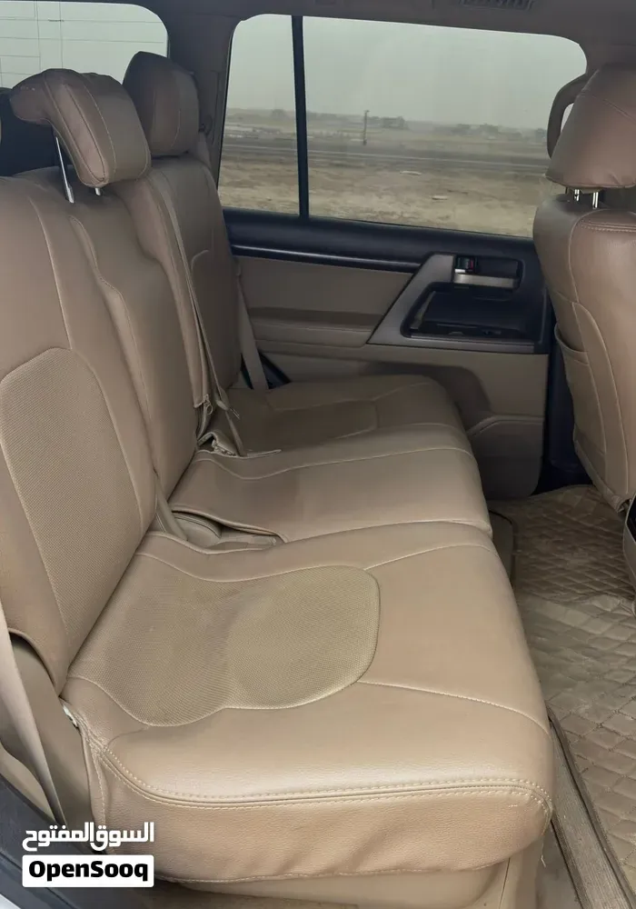 Toyota Land Cruiser 2009 photo 3