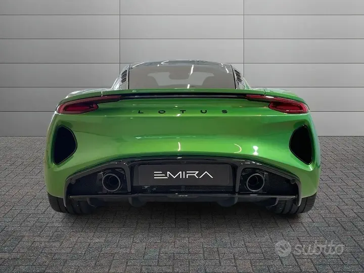 Lotus Emira 2026 photo 4