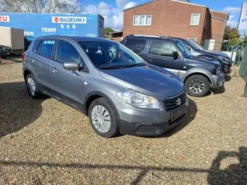 Suzuki S-Cross