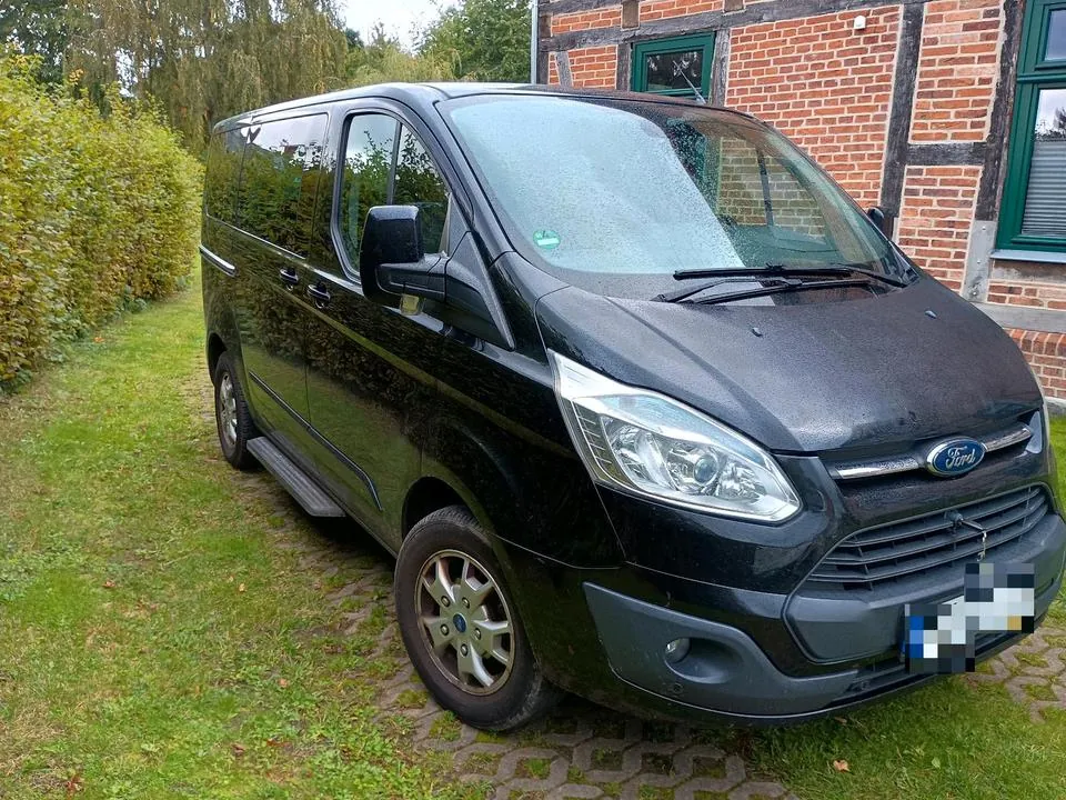 Ford Tourneo Custom