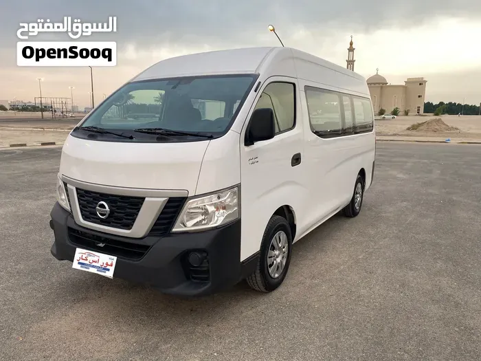Nissan Urvan 2018 photo 2