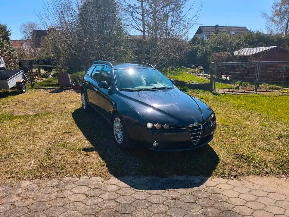Alfa Romeo 159