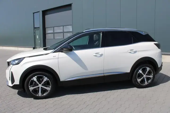 Peugeot 3008 2023 photo 2