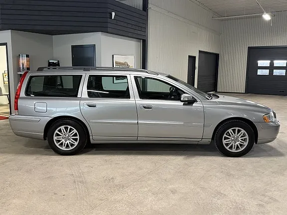 Volvo V70 2008 photo 3