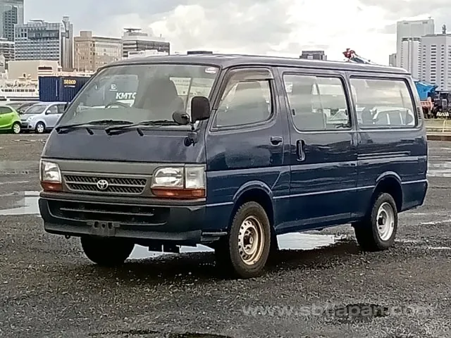 Toyota Hiace Van 2003 photo 2