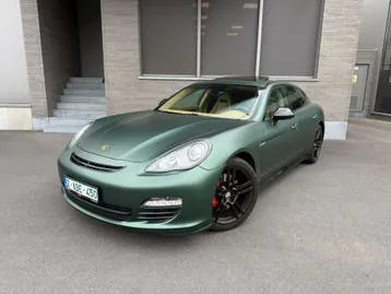 Porsche Panamera 2011 photo 3