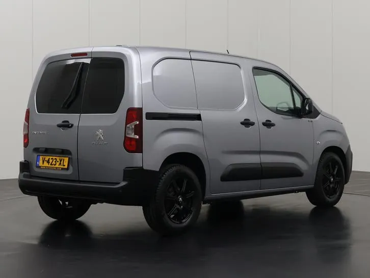 Peugeot Partner 2019 photo 2