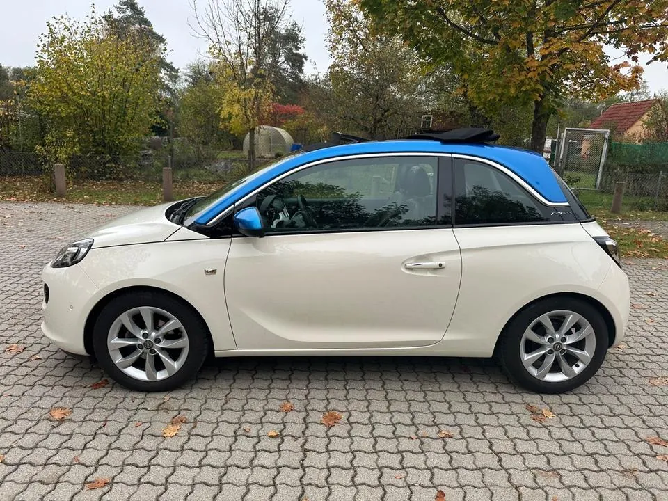 Opel Adam