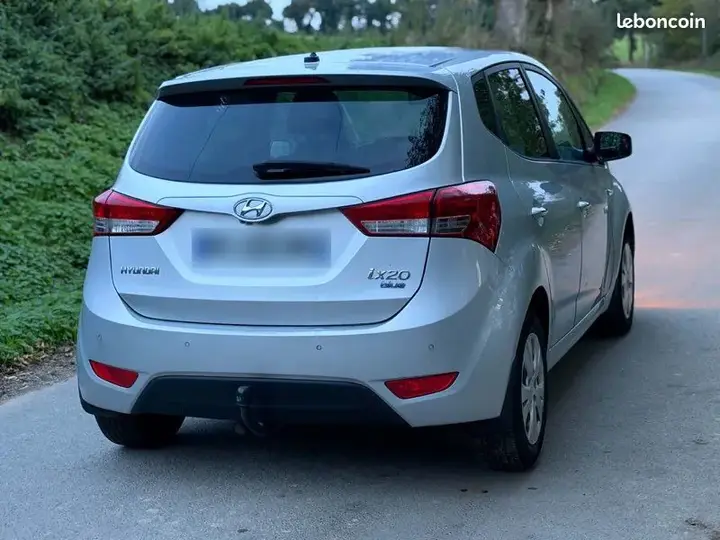 Hyundai Ix20 2010 photo 2