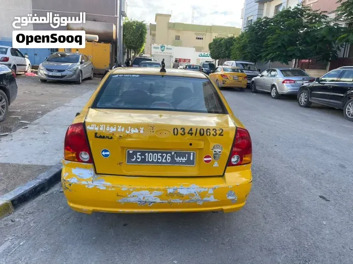 Hyundai Verna 2002 photo 4