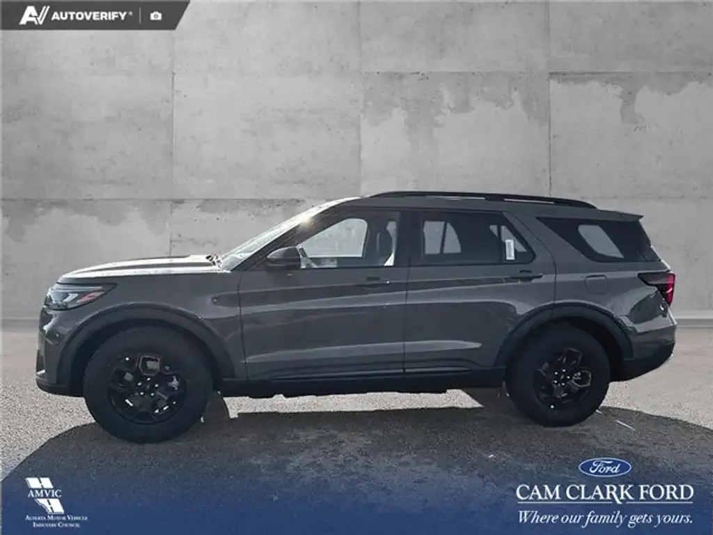 Ford Explorer 2027 photo 3