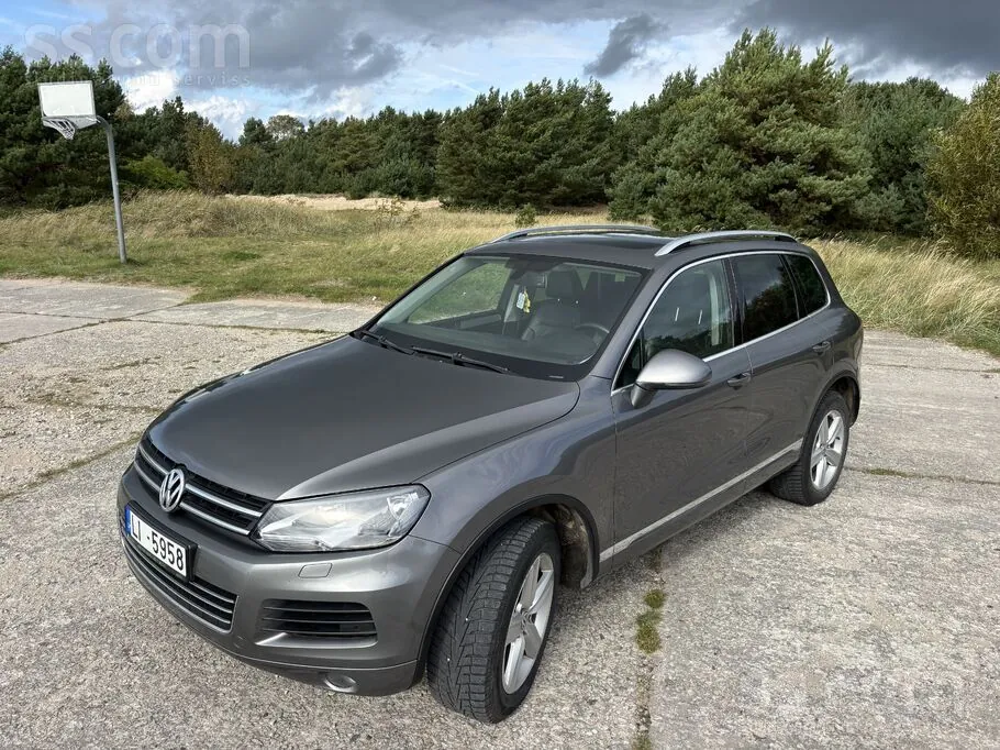 Volkswagen Touareg 2012 photo 2