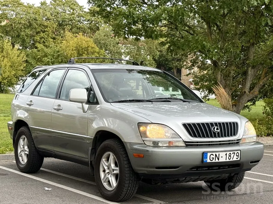 Lexus Rx 1999 photo 2