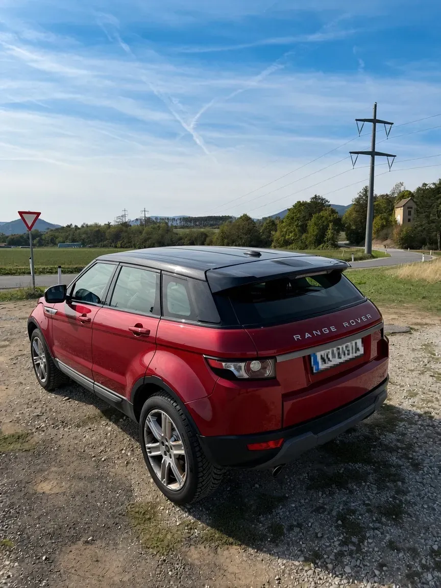Land Rover Range Rover Evoque 2013 photo 2