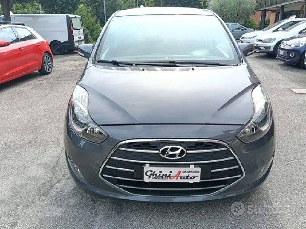 Hyundai Ix20 2015 photo 2