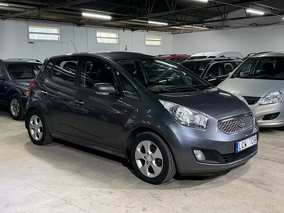Kia Venga 2011 photo 2