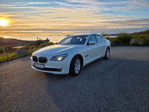 BMW 750I