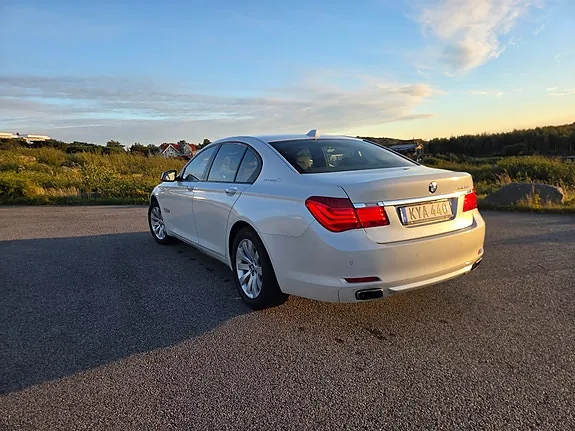 BMW 750I 2011 photo 5