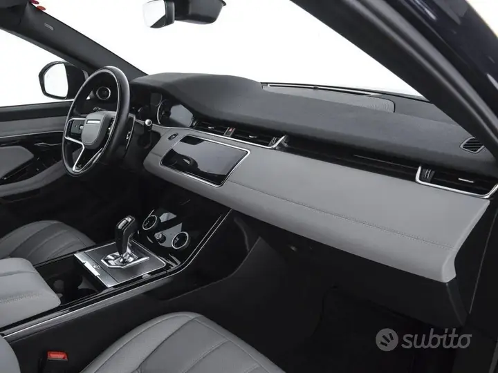 Land Rover Range Rover Evoque 2022 photo 3