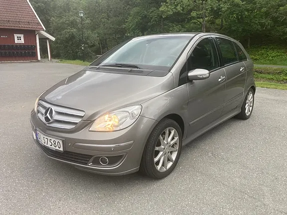 Mercedes-Benz B170