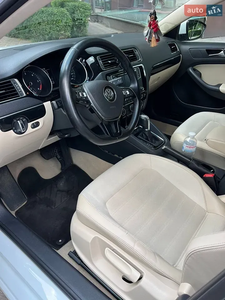 Volkswagen Jetta 2016 photo 4