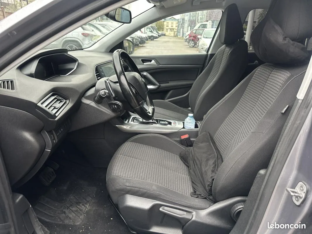 Peugeot 308 2014 photo 5