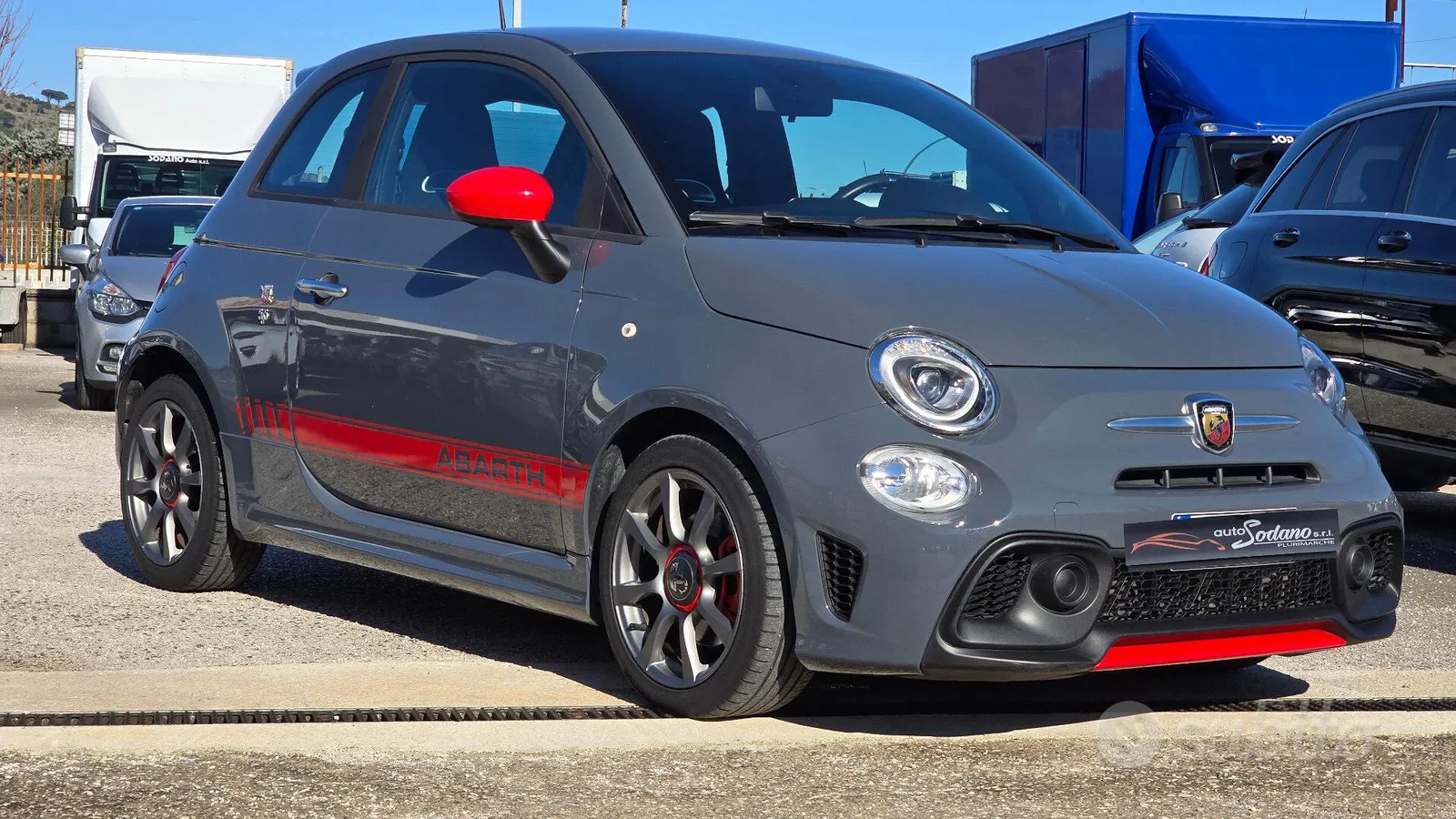 Abarth 595 2021 photo 2