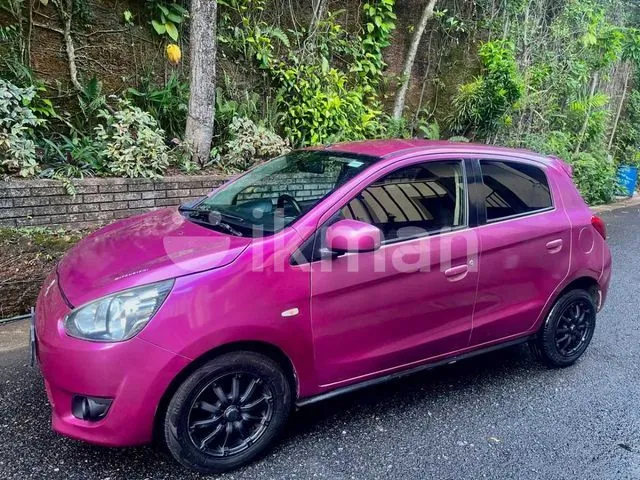 Mitsubishi Mirage 2013 photo 2