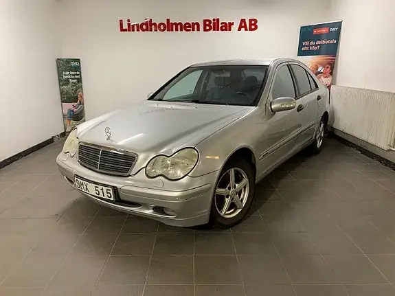 Mercedes-Benz C180