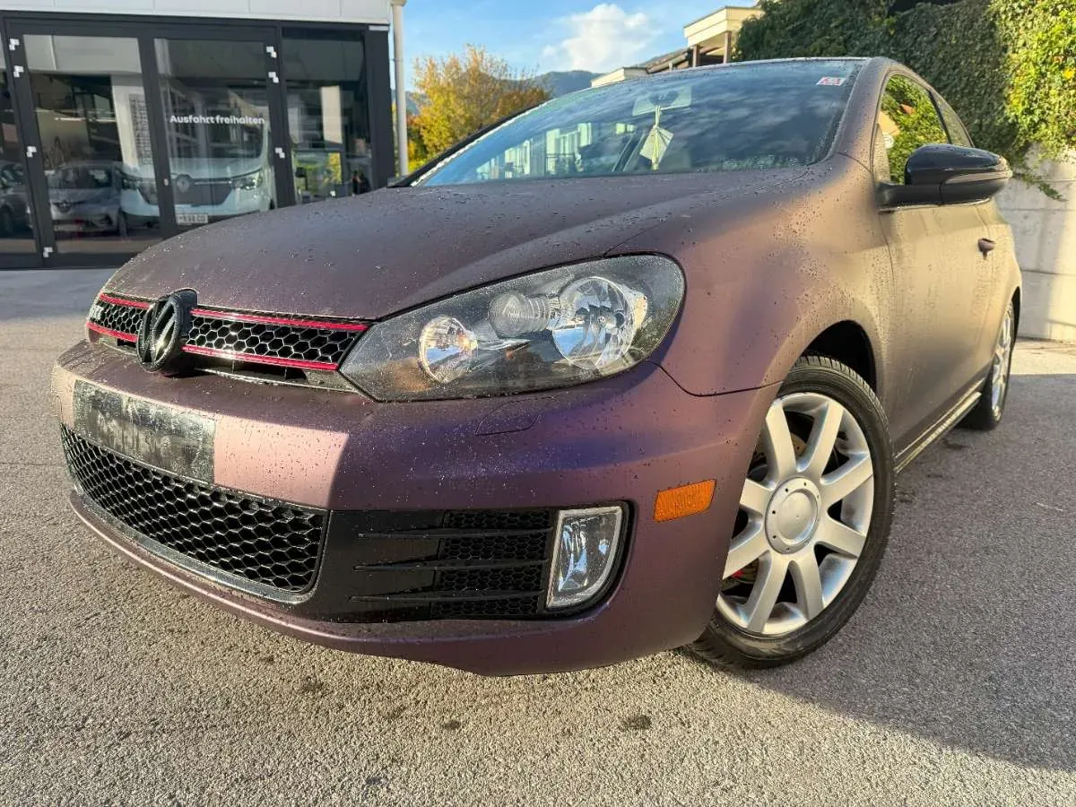 Volkswagen Golf 2011 photo 3