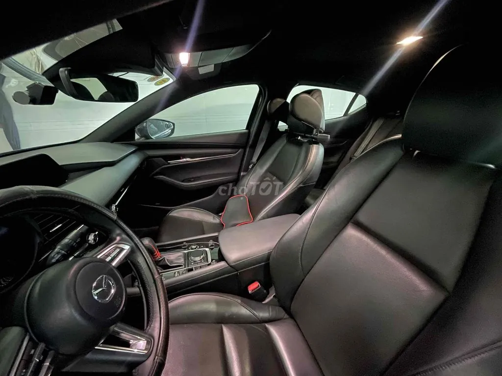 Mazda 3 2020 photo 3
