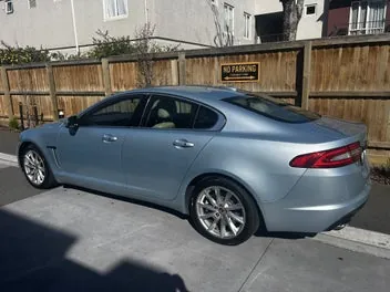 Jaguar Xf 2012 photo 3