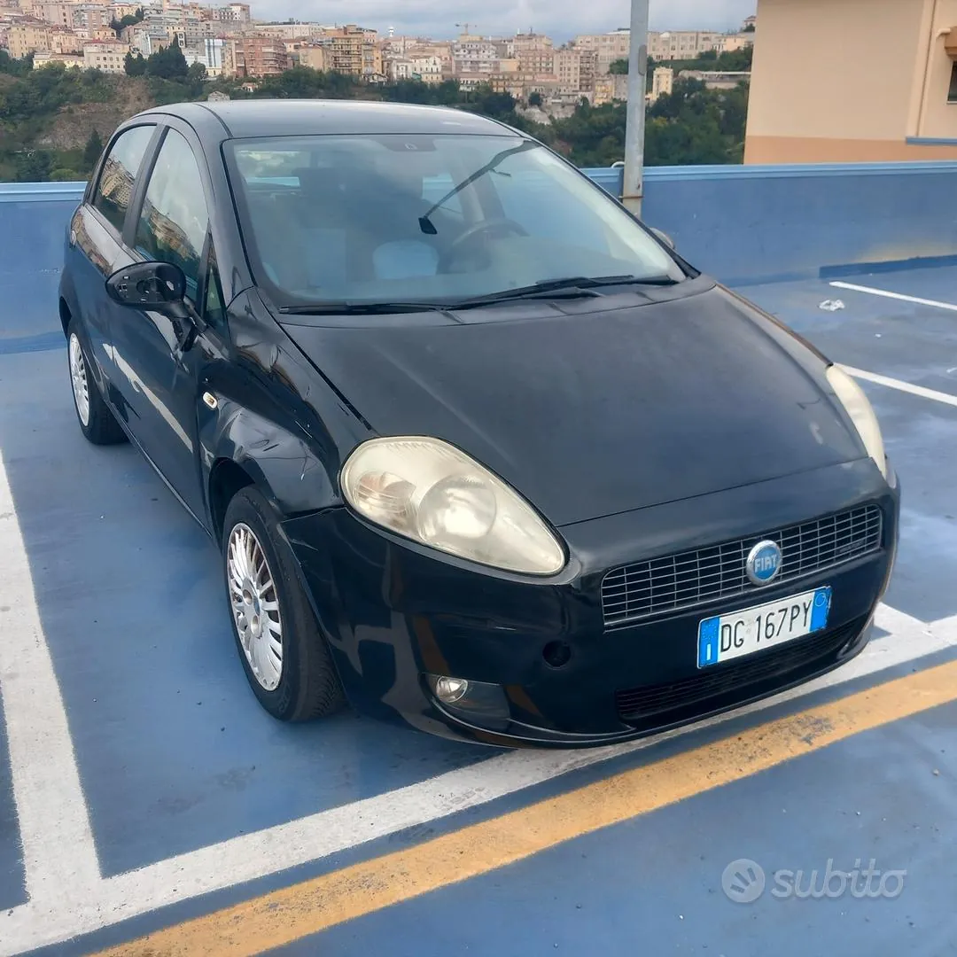 Fiat Grande Punto 2007 photo 3