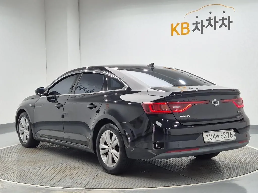 Renault Korea Sm6 2017 photo 2