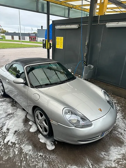 Porsche 911 Carrera