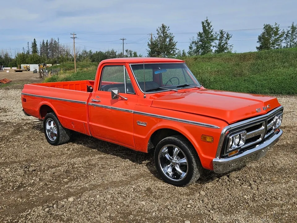 GMC C1500 1971 photo 2