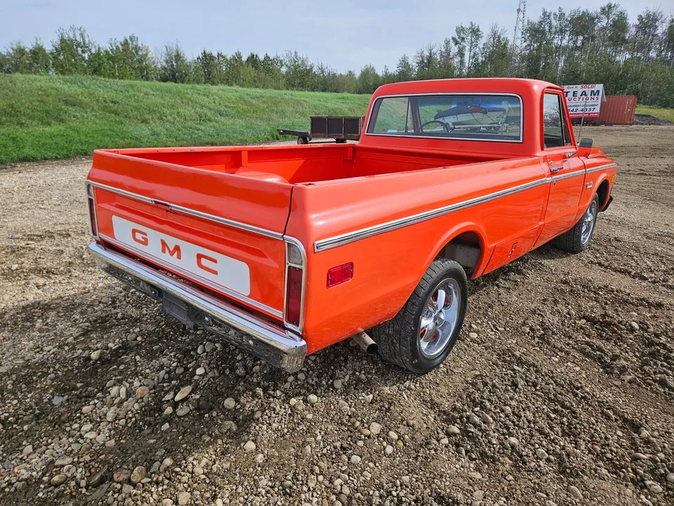 GMC C1500 1971 photo 3