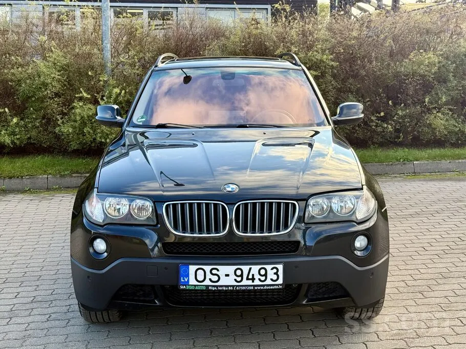 BMW X3 2010 photo 2