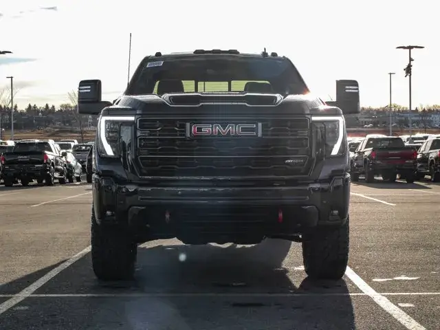 GMC Sierra 2500Hd 2026 photo 3