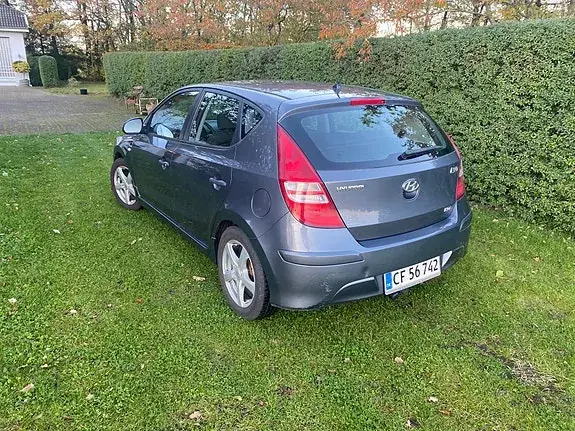 Hyundai I30 2010 photo 4