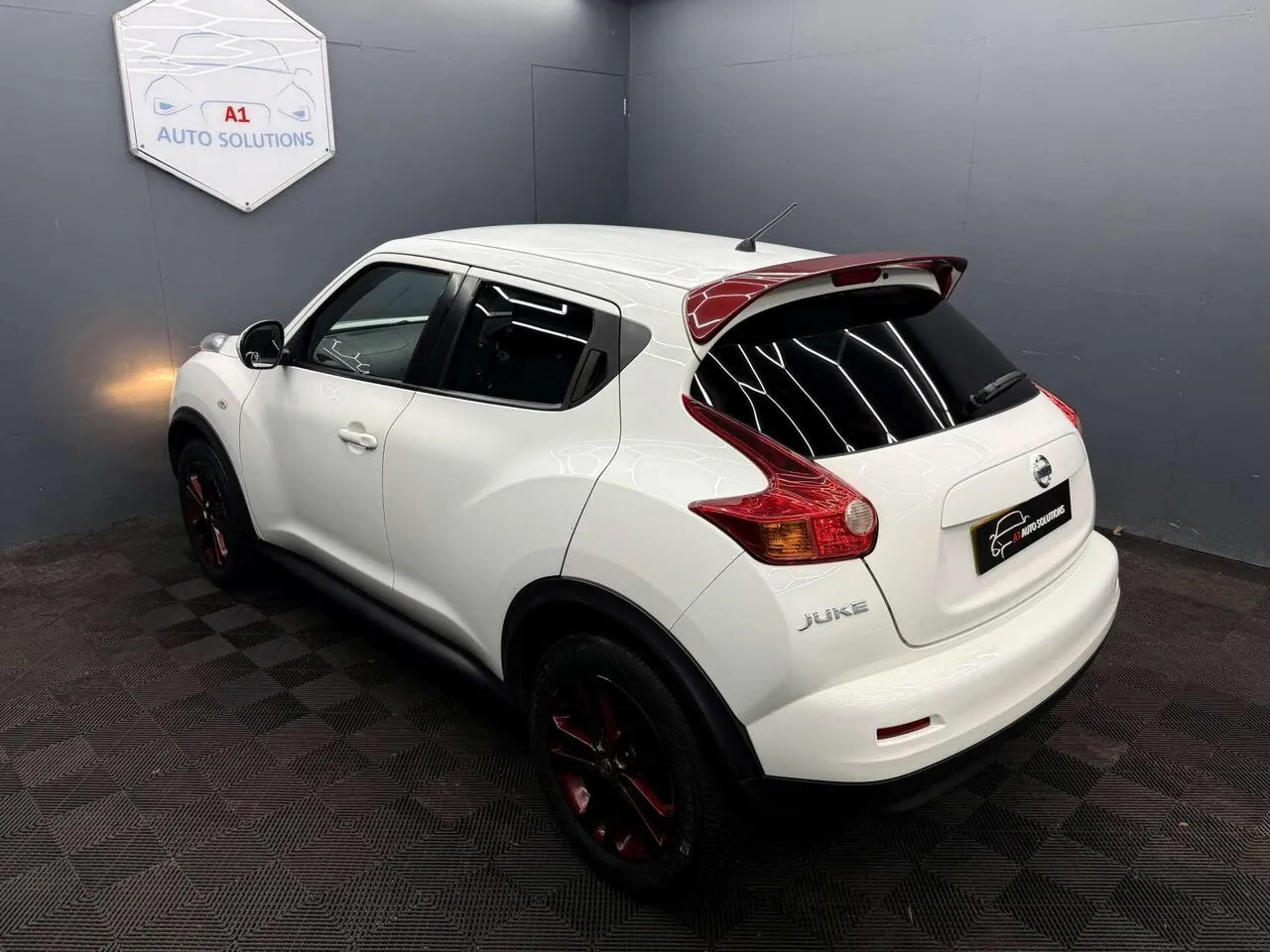 Nissan Juke 2013 photo 3