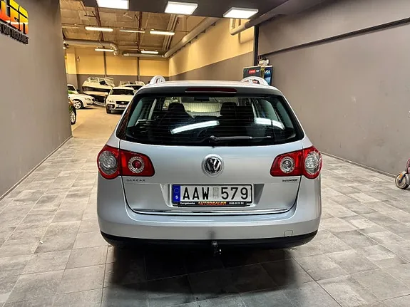Volkswagen Passat 2009 photo 4
