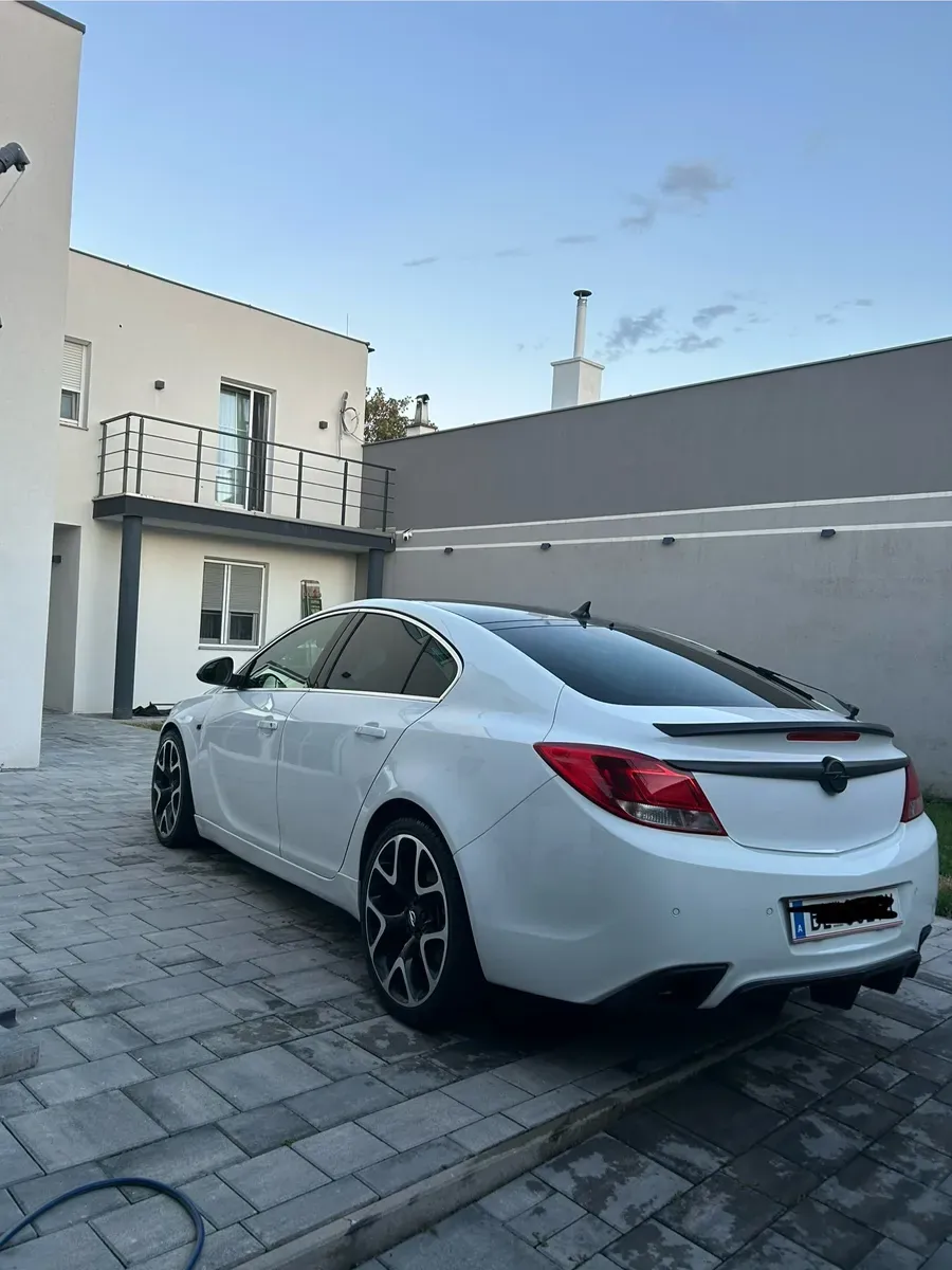 Opel Insignia 2011 photo 3