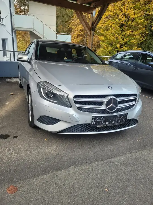 Mercedes-Benz A-Class 2015 photo 2