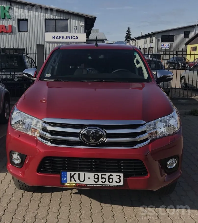 Toyota Hilux 2017 photo 4
