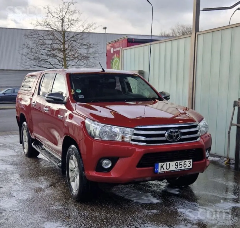 Toyota Hilux