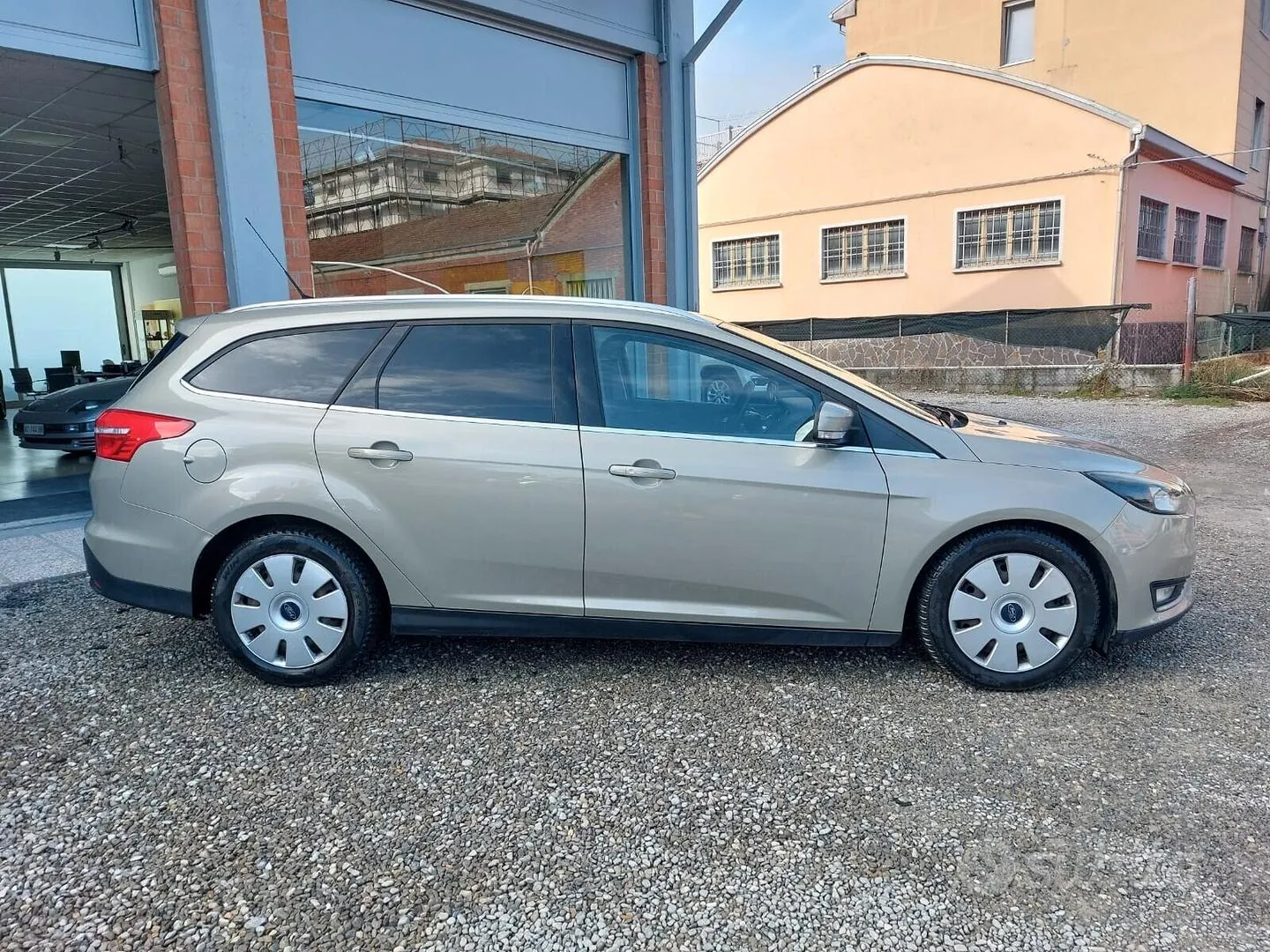 Ford Focus 2017 photo 2